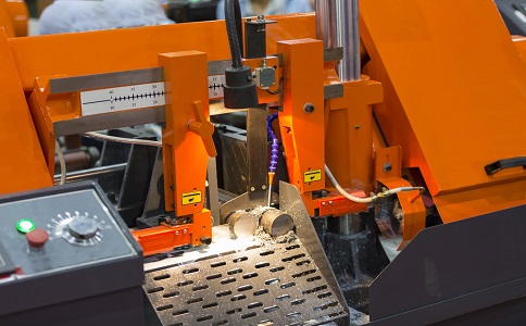 镇远龙门带锯床具备哪些优点？